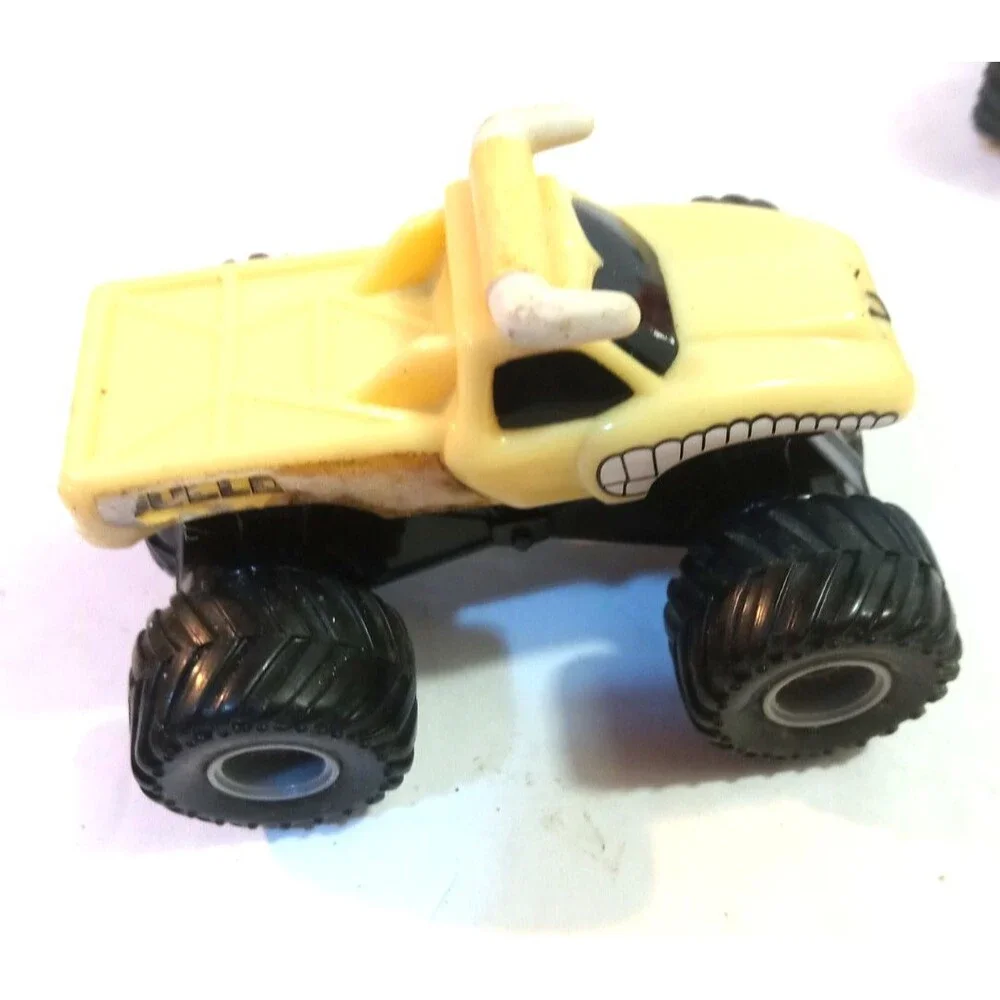 Hot Wheels Monster Jam Lot El Toro Loco Bulldozer